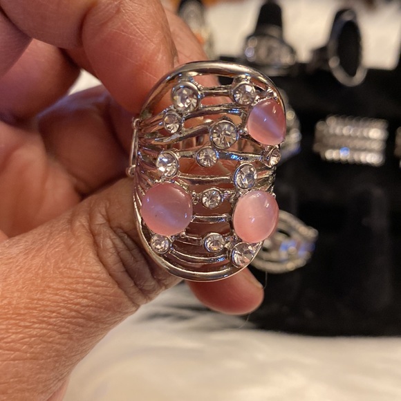 Everything must go sale - Picture 4 of 11